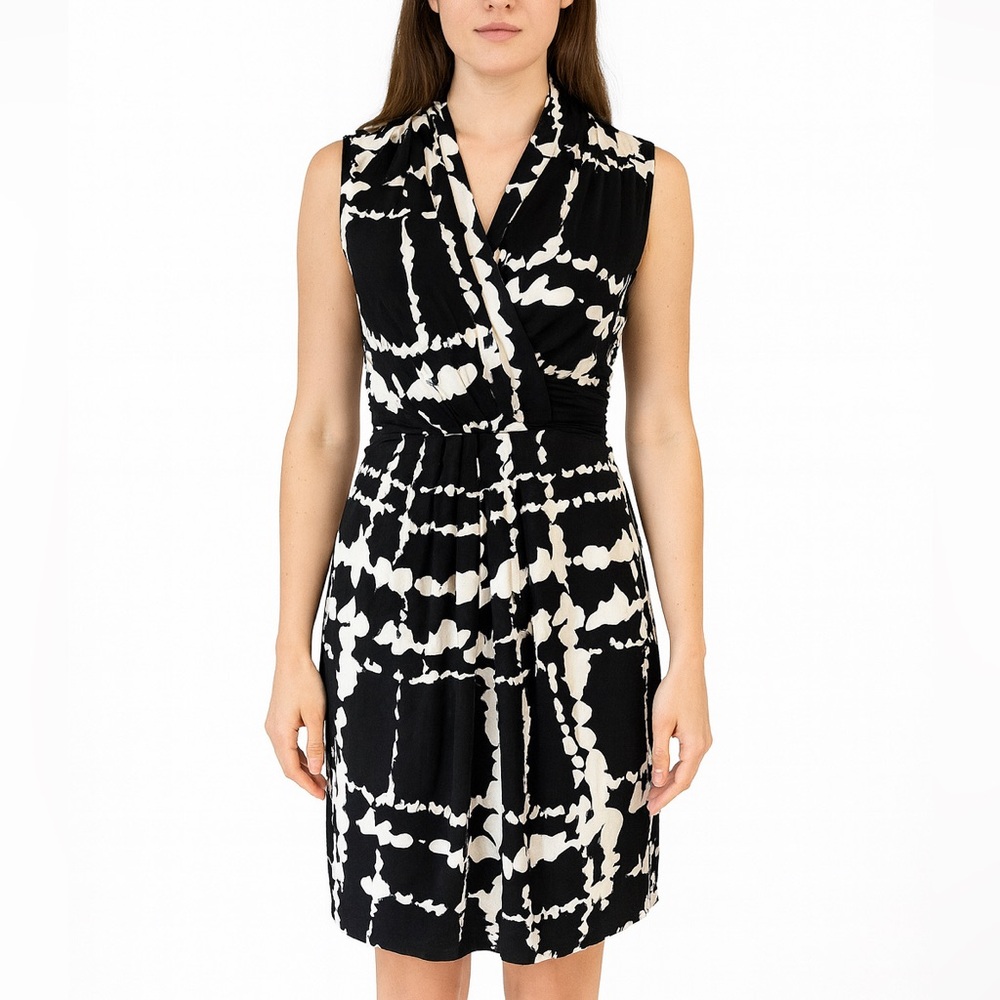 BCBGMAXAZRIA Black & White Stretch Ruched Dress - Picture 1 of 10